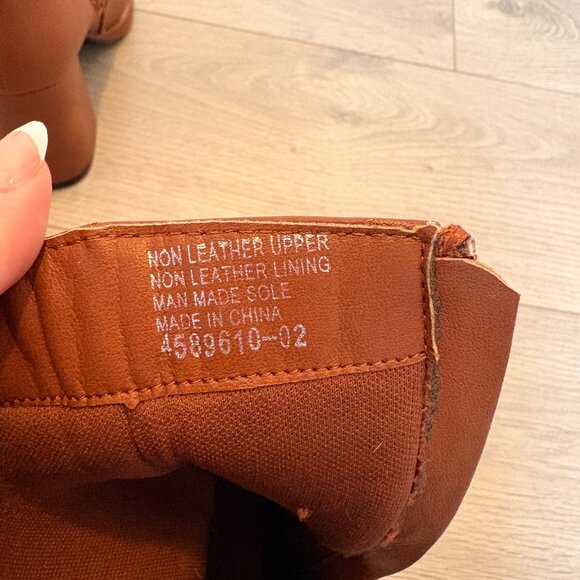 Heeled Mid-Calf Boots - Picture 6 of 8